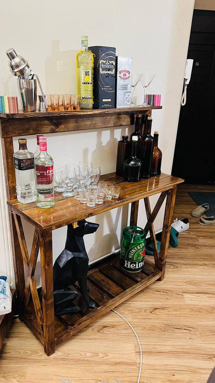 عکس ارسالی مشتری از کافی بار خانگی با دکور شیشه مشروب