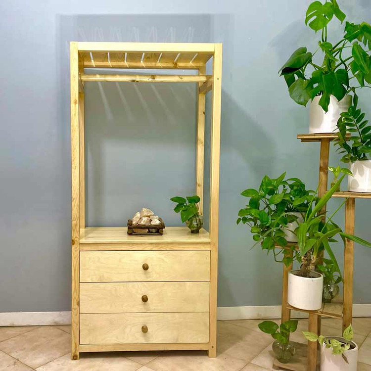 رگال لباس چوبی