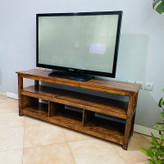 جدیدترین میز تلویزیون چوبی با طراحی کلاسیک