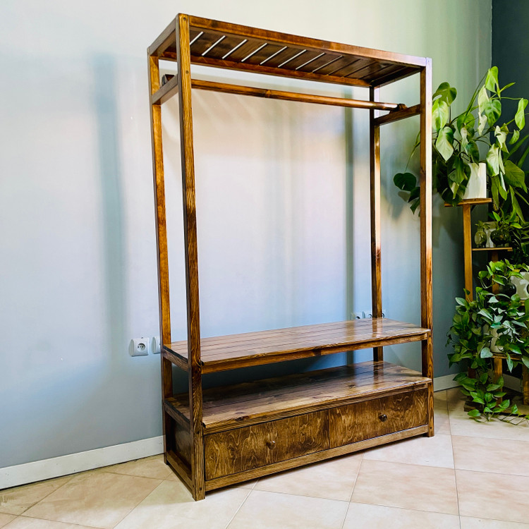 عکس رگال لباس چوبی