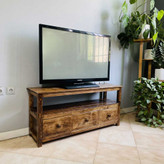 میز تلویزیون ساده و شیک چوبی با طراحی کلاسیک جدید ساخته شده از چوب روسی