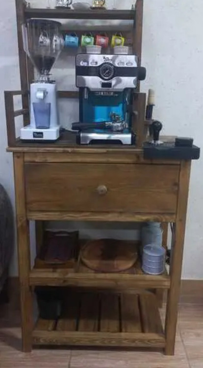 کنسول چوبی ساده و شیک