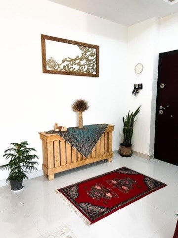 عکس ارسالی مشتری از کاور شوفاژ چوبی فضای نشینمن