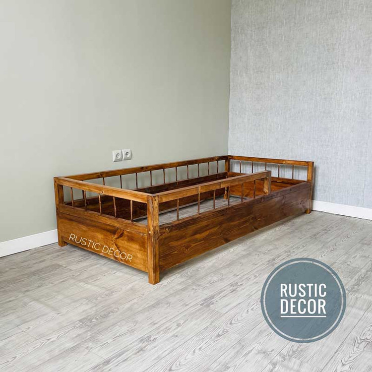 تخت خواب نوزاد دیوار