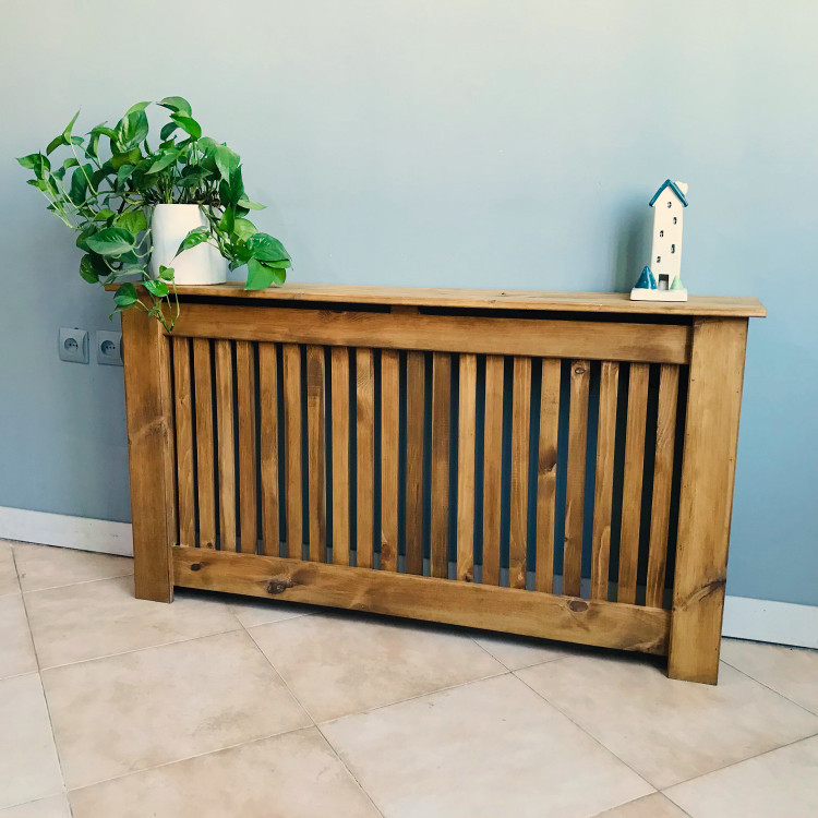 کاور شوفاژ چوبی رنگ فهوه ای روشن از نمای جلو