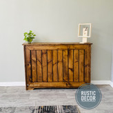 کاور شوفاژ چوبی رنگ قهوه ای از نمای جلو