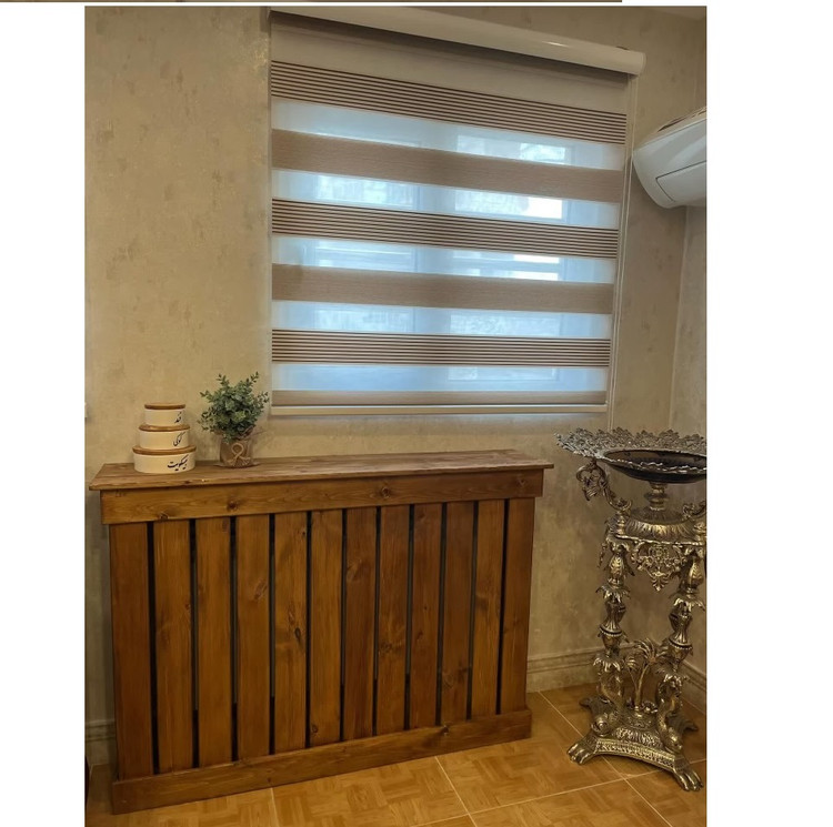 عکس ارسالی مشتری از کاور شوفاژ چوبی زیر پنجره