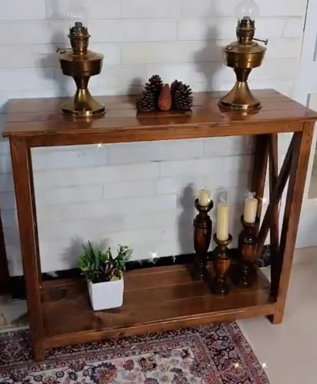 عکس ارسالی مشتری از کنسول چوبی با شعمدان فلزی