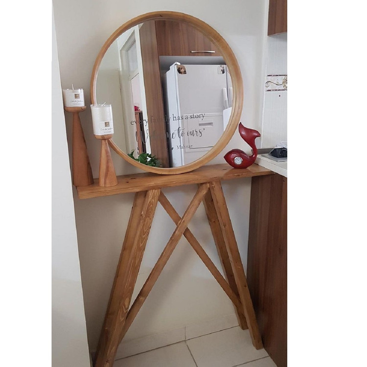 کنسول چوبی کلاسیک