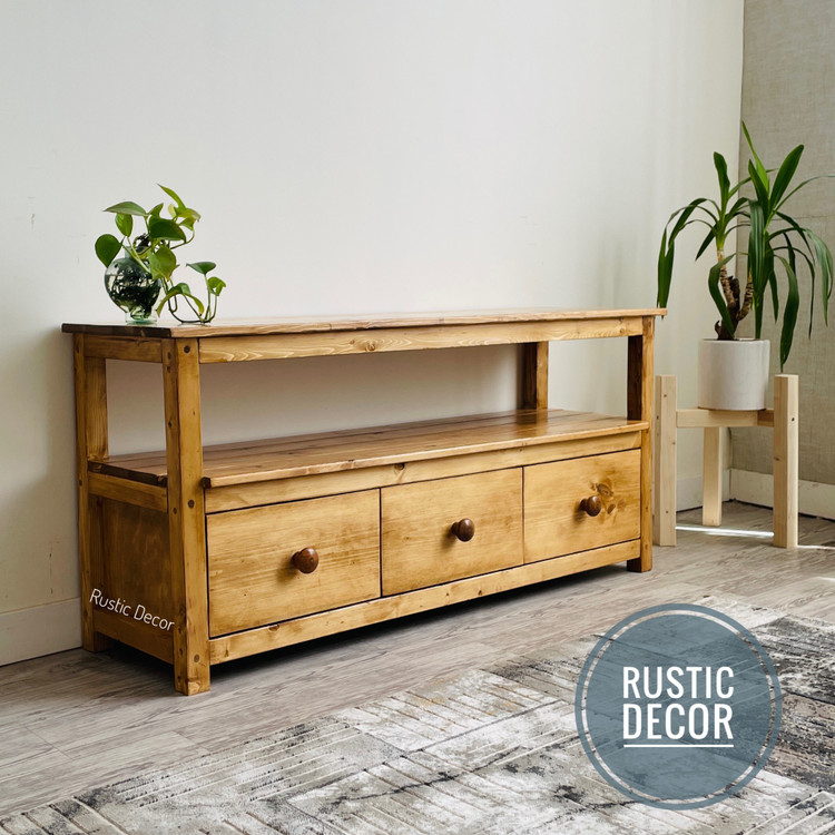 میز تلویزیون ساده و شیک از جنس چوب روسی