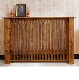 عکس ارسالی مشتری از کاور شوفاژ چوبی با دکور قاب عکس