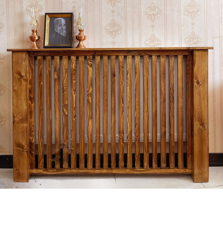 عکس ارسالی مشتری از کاور شوفاژ چوبی با دکور قاب عکس