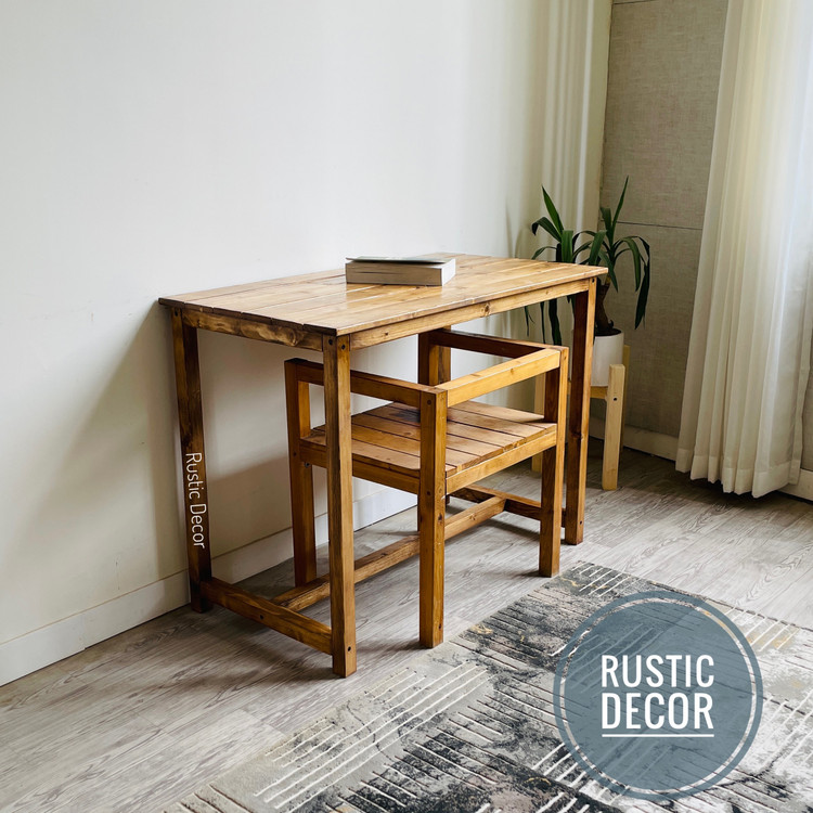 میز تحریر چوبی