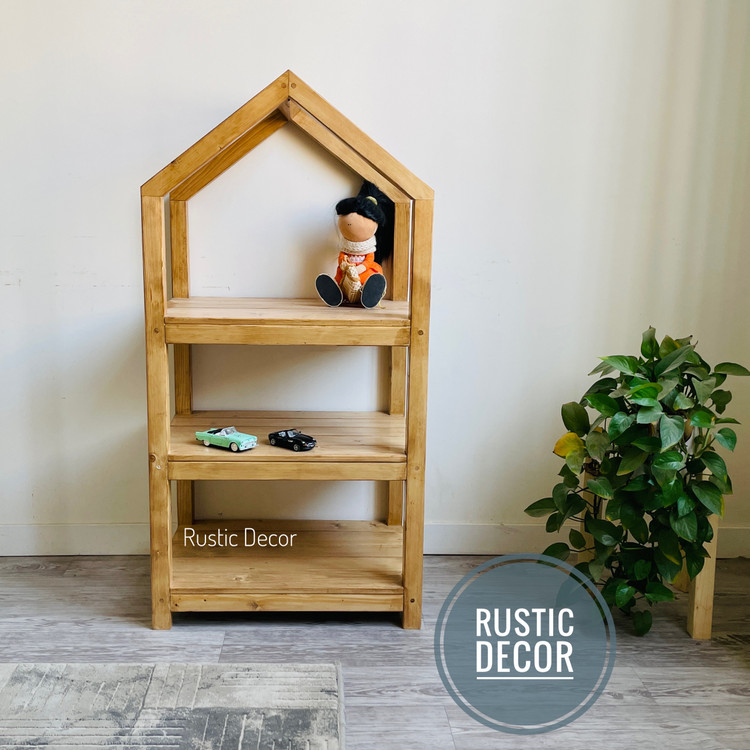 ویترین اسباب بازی اتاق کودک کلبه ای از نمای جلو