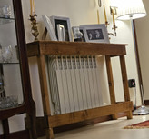 عکس ارسالی مشتری از کاور شوفاژ چوبی با قاب عکس روی کاور