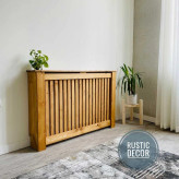 کاور شوفاژ چوبی رنگ قهوه ای روشن از نمای کنار