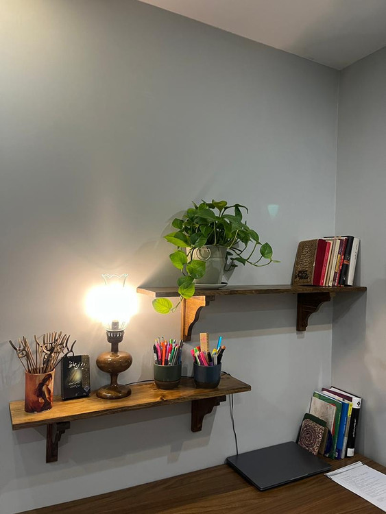 عکس ارسالی مشتری از شلف دیواری در اتاق خواب